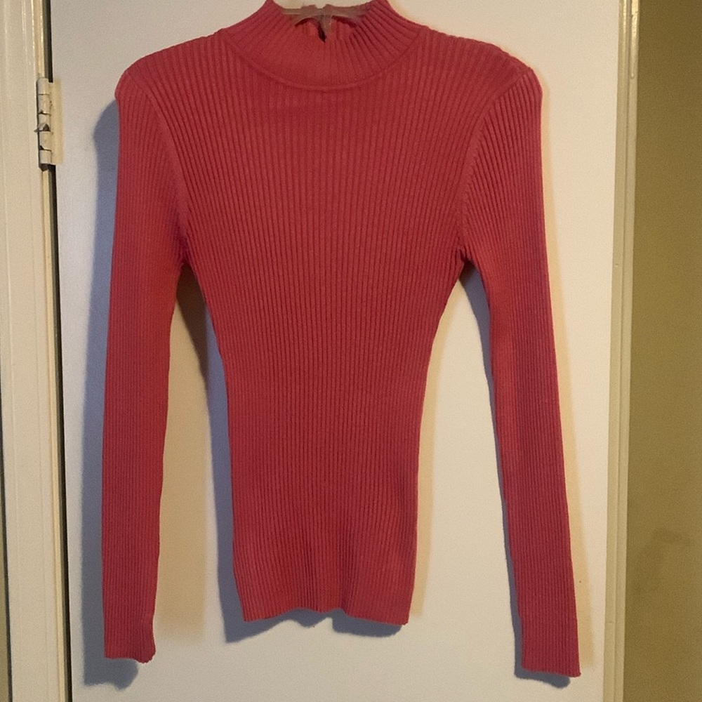 Rue 21 pink ribbed mock sweater w/ zipper on back